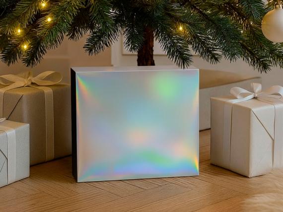 Подарочная коробка с голографическим шубером «Aurora», L